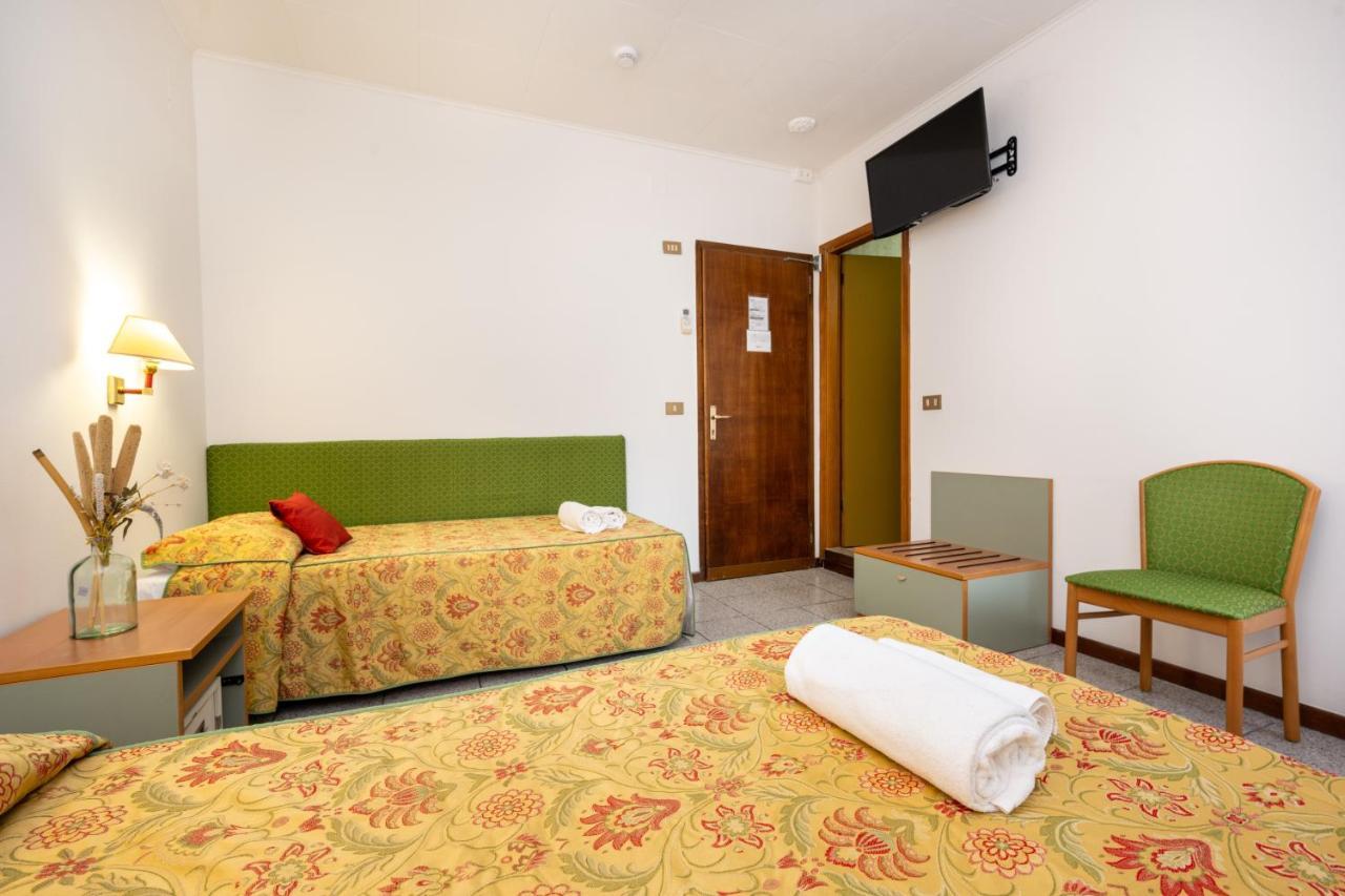 Camelia Rooms Venice Guesthouse Mestre Exterior foto